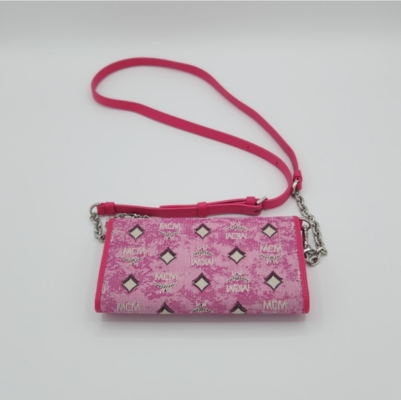 💥MCM Crossbody wallet💥 - Picture 2 of 6